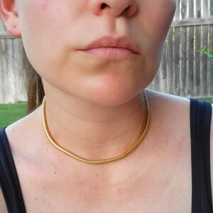 VINTAGE GOLD TONE THICK SNAKE CHAIN NECKLACE